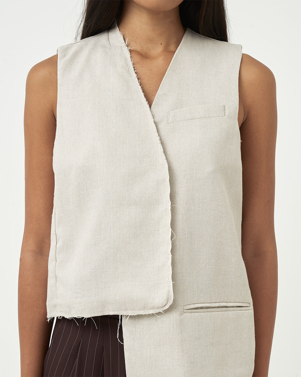 Lylian Vest