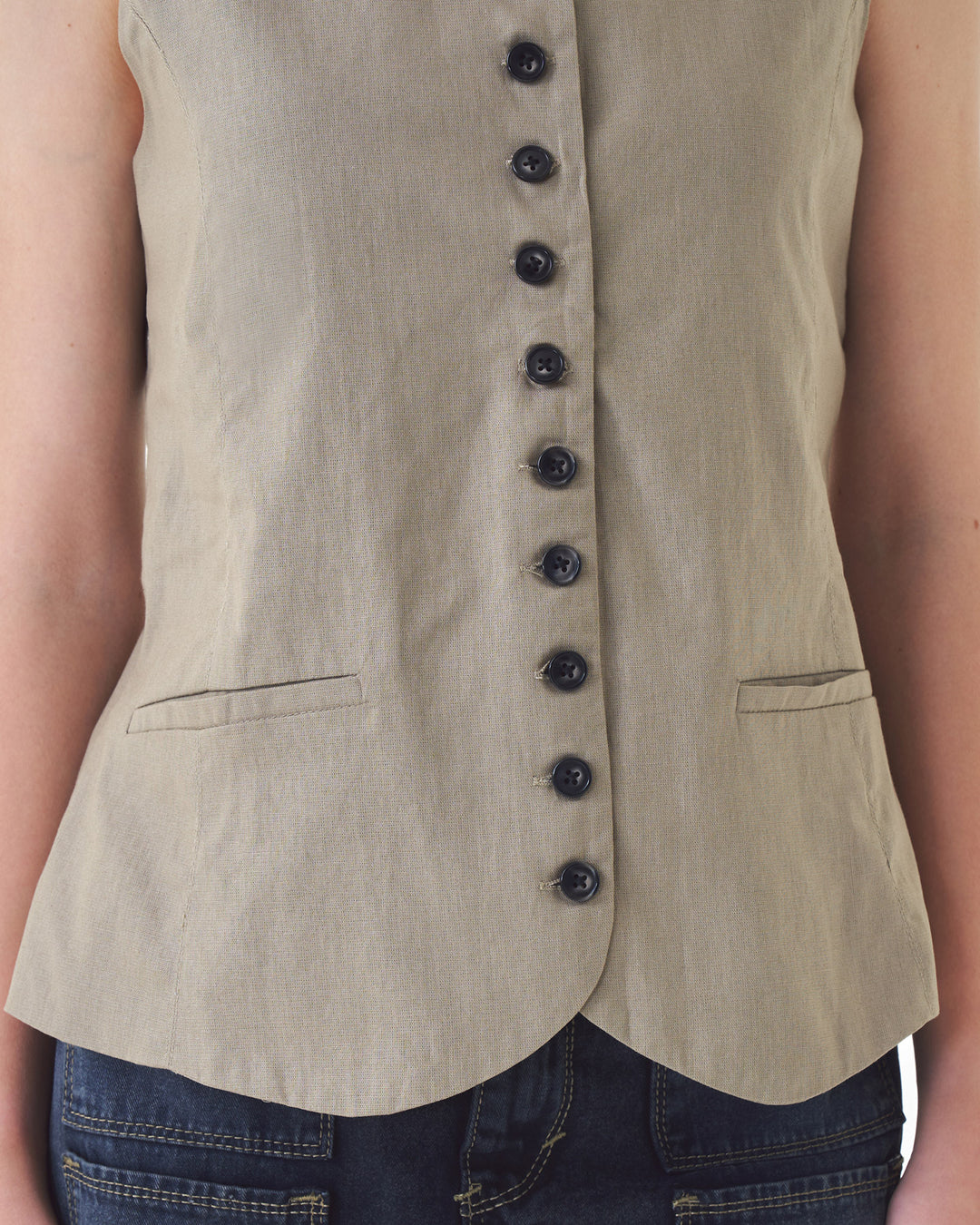 Vina Vest