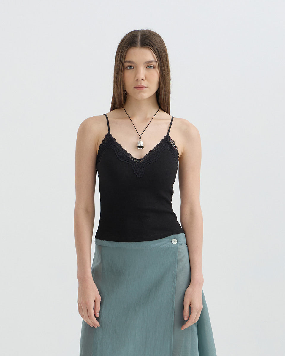 Elyna Bralette