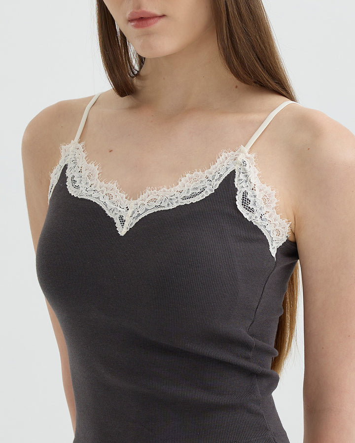 Elyna Bralette