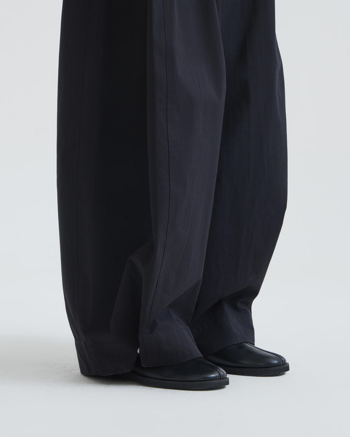 Nubia Pants