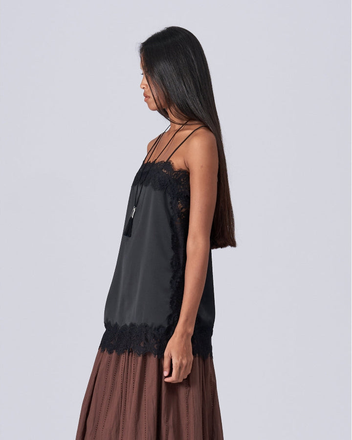 Vicky's Pick - Tris Top