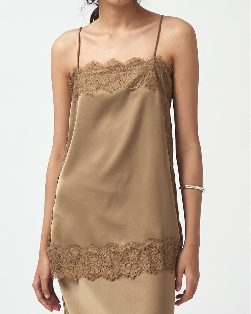 Vicky's Pick - Tris Top