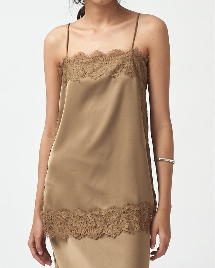 Vicky's Pick - Tris Top